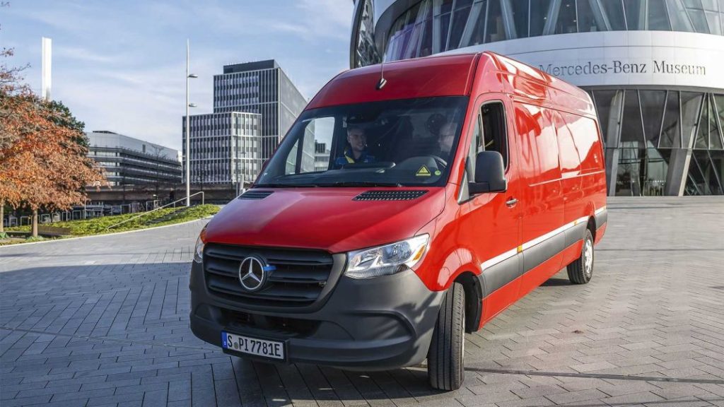 Mercedes-Benz eSprinter: esta es la autonomía que ha certificado el TÜV alemán 3 Motor16 2022 mercedes benz esprinter test drive 19 Motor16