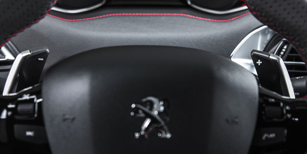 Peugeot i-Cockpit: 10 años del puesto de conducción más revolucionario 41 Motor16 2022 peugeot 308 i cockpit 9 Motor16