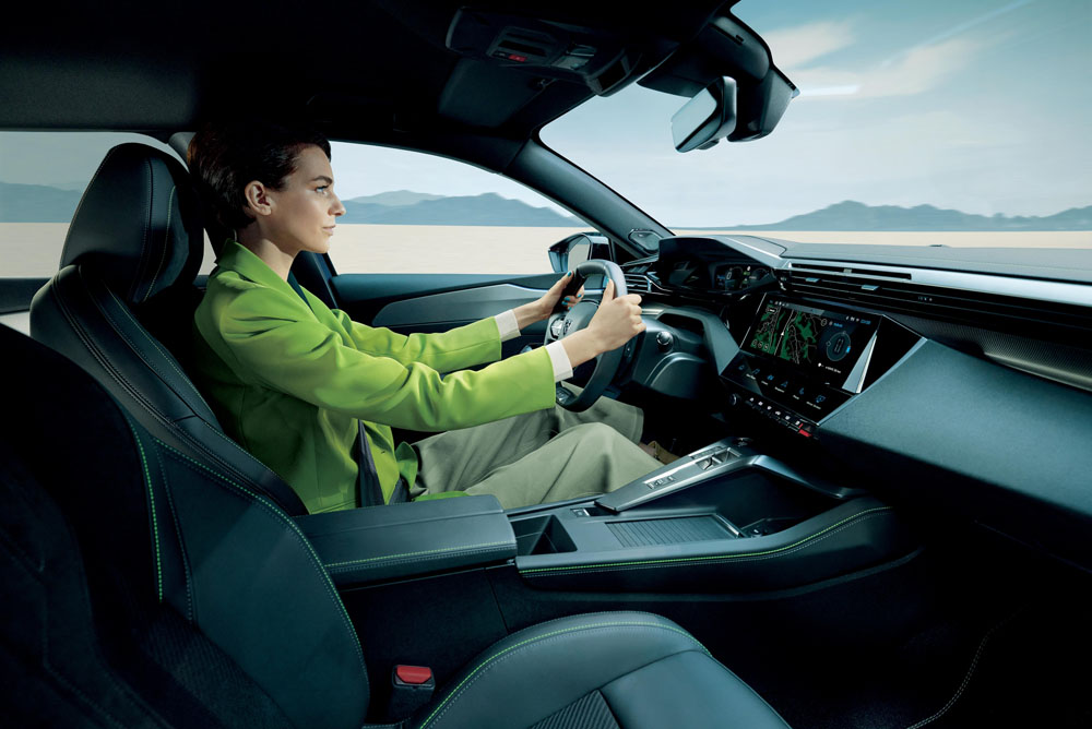 Peugeot i-Cockpit: 10 años del puesto de conducción más revolucionario 49 Motor16 2022 peugeot 408 i cockpit 8 1 Motor16
