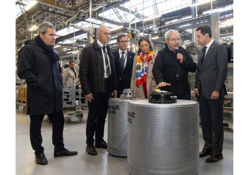 Refactory Sevilla: una segunda vida a los vehículos de Renault Group 3 Motor16 Refactory Sevilla. Imagen interior fábrica.
