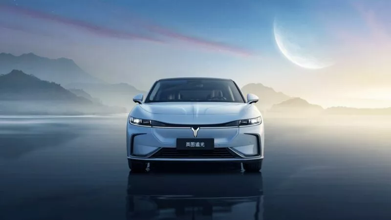 2022 voyah ev sedan 3 Motor16