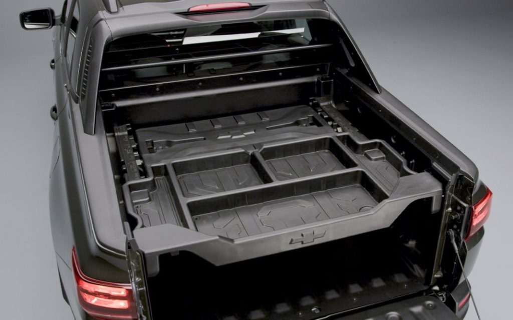 Chevrolet Montana: un pequeño pick-up con tres cilindros 16 Motor16 2023 Chevrolet Montana 23 Motor16