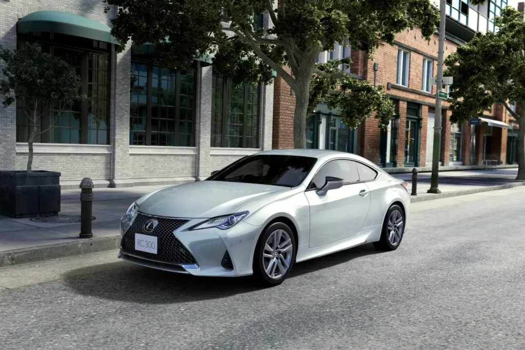 2023 Lexus RC Japon 4 Motor16