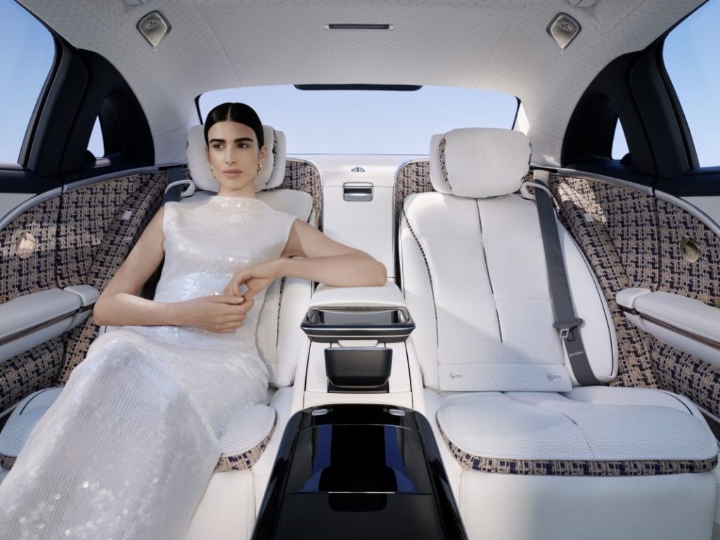 Haute Voiture: el Mercedes-Maybach más exclusivo de la historia 13 Motor16 2023 Mercedes Maybach S 680 Haute Voiture 11 Motor16