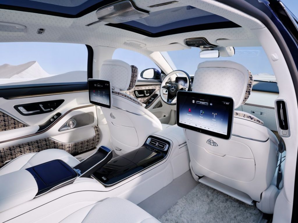 Haute Voiture: el Mercedes-Maybach más exclusivo de la historia 1 Motor16 Mercedes-Maybach S 680 Haute Voiture. Imagen asientos traseros.