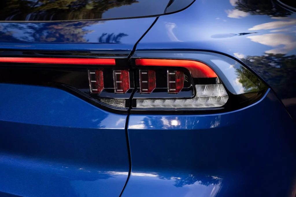VinFast VF 8: un SUV eléctrico que llega desde Vietnam 9 Motor16 2023 VinFast VF 8 6 Motor16