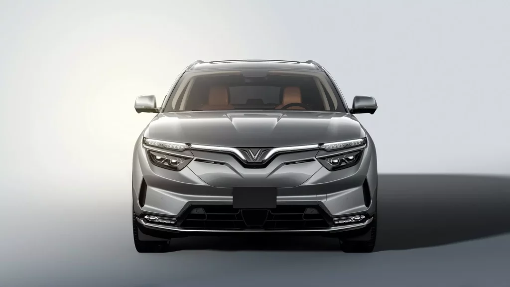 VinFast VF 8: llegan a Estados Unidos cargados de malos augurios 4 Motor16 2023 VinFast VF 8 EE.UU 2 Motor16