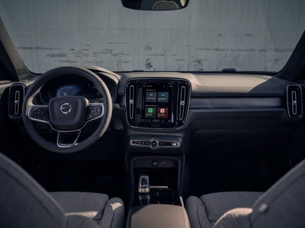 Volvo XC40, nuevos argumentos para ser una compra maestra 2 Motor16 XC40