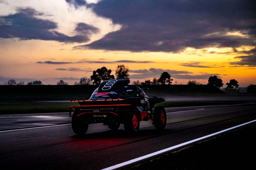 Así se mejora el Audi de Carlos Sainz para el Dakar 3 Motor16 Audi RS Q e-tron.