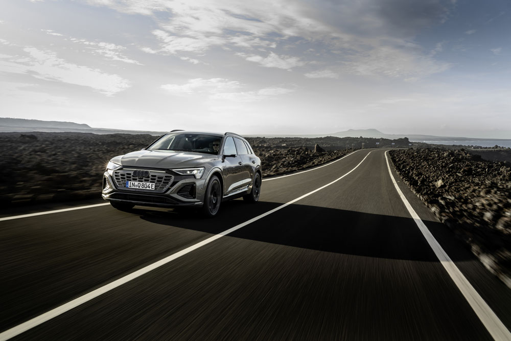 Conducimos el Audi Q8 e-tron. Más lejos, más rápido… mejor 9 Motor16 Audi Q8 e tron chronosgrey26 Motor16