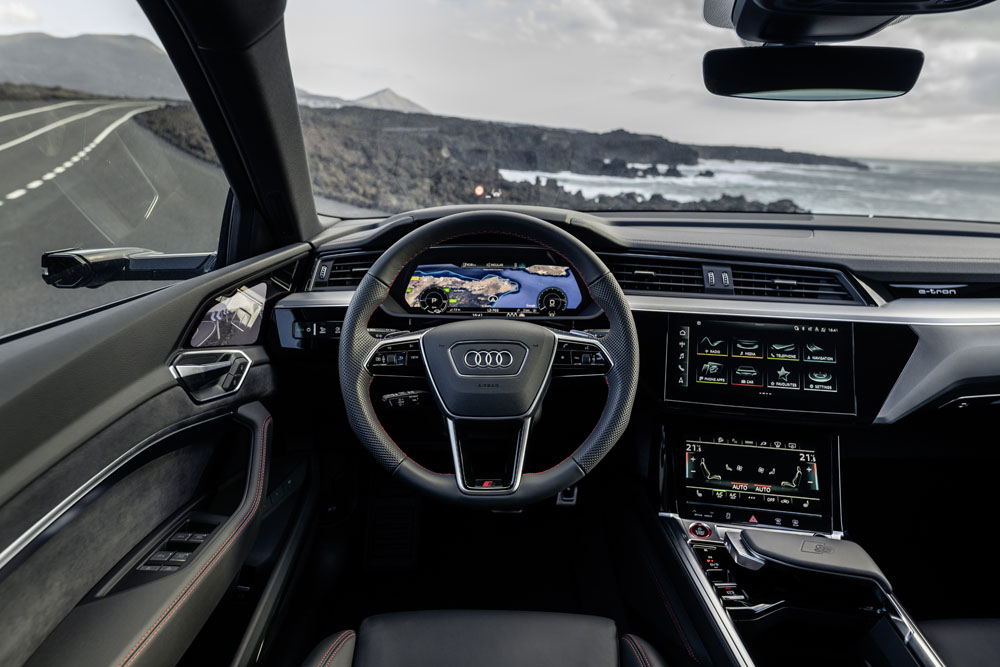 Conducimos el Audi Q8 e-tron. Más lejos, más rápido… mejor 25 Motor16 Audi Q8 e tron mythosblack29 Motor16