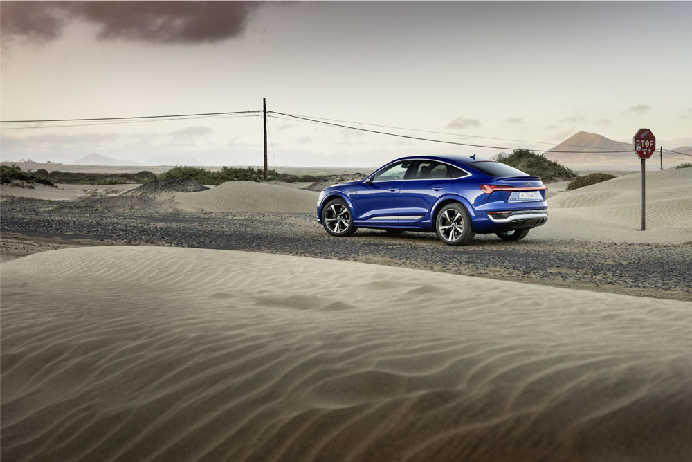 Conducimos el Audi Q8 e-tron. Más lejos, más rápido… mejor 29 Motor16 Audi Q8 e tron ultrablue04 Motor16