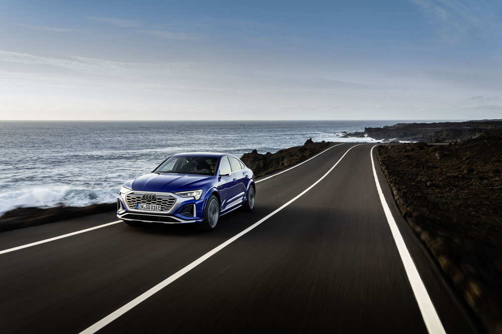 Conducimos el Audi Q8 e-tron. Más lejos, más rápido… mejor 33 Motor16 Audi Q8 e tron ultrablue20 Motor16