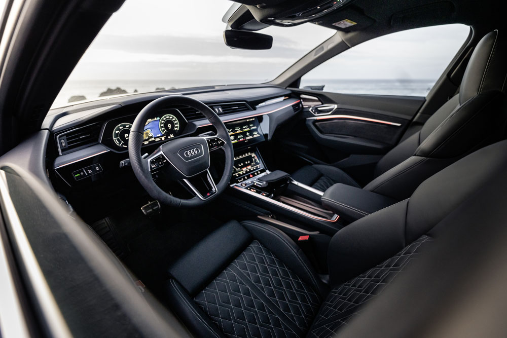 Conducimos el Audi Q8 e-tron. Más lejos, más rápido… mejor 4 Motor16 Audi Q8 e-tron