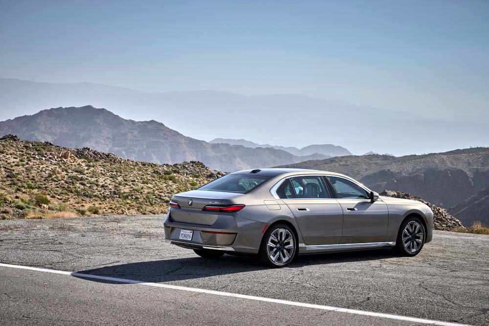 Llega la 'séptima maravilla' de BMW 8 Motor16 BMW Serie 7 3 Motor16