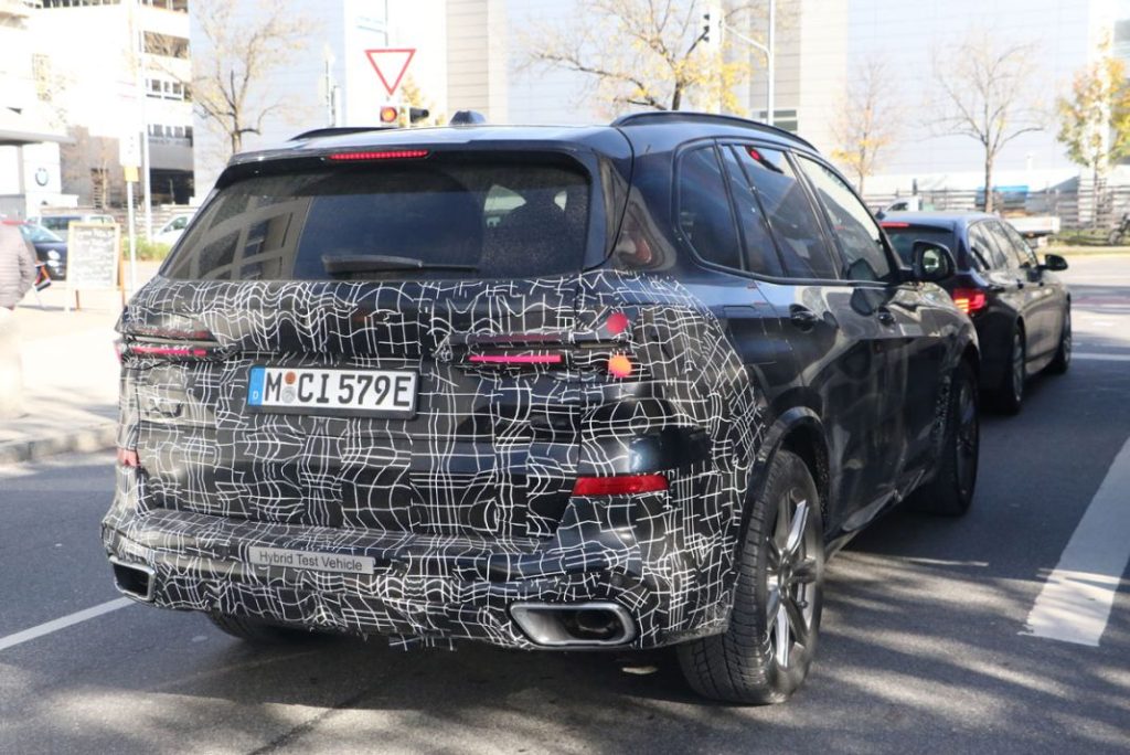 El BMW X5 sigue mostrando detalles 10 Motor16 BMW X5 facelift 10 Motor16