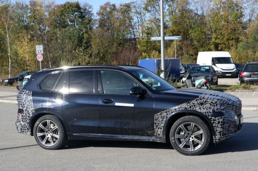 El BMW X5 sigue mostrando detalles 5 Motor16 BMW X5 facelift 5 Motor16