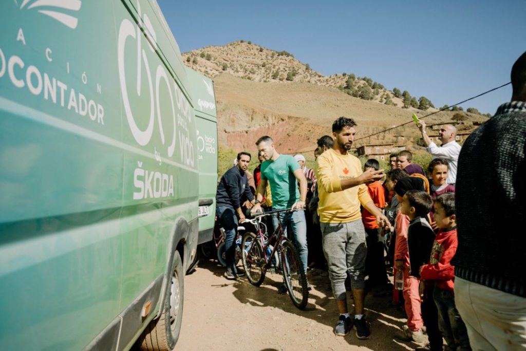 Así ayudan Skoda y Alberto Contador a los niños del Atlas marroquí 6 Motor16 Bicis para la vida entrega 83 Motor16