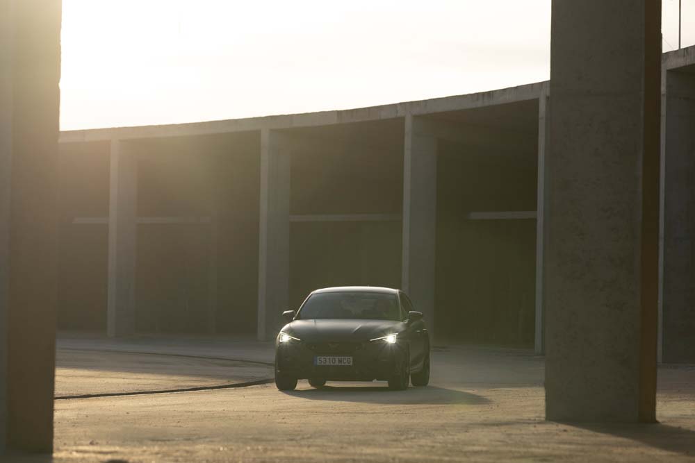 Así es el primer CUPRA con etiqueta ECO 9 Motor16 CUPRA Leon eTSI 11 HQ Motor16
