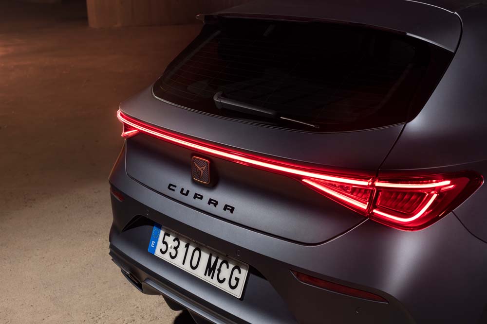 Así es el primer CUPRA con etiqueta ECO 29 Motor16 CUPRA Leon eTSI 42 HQ Motor16