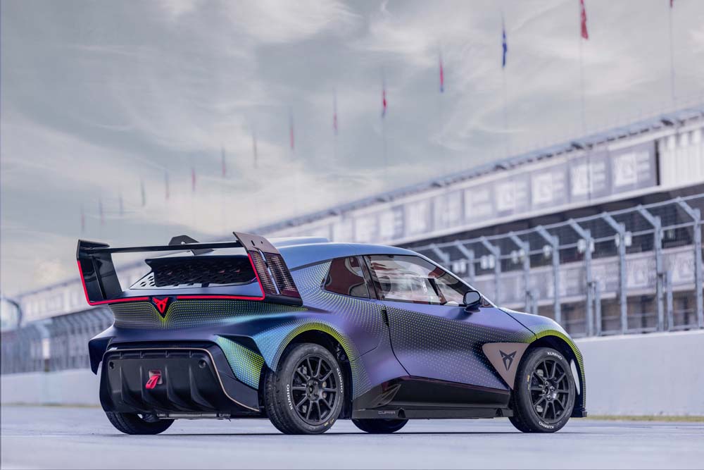 CUPRA vuela con su último prototipo de carreras eléctrico 5 Motor16 CUPRA UrbanRebel Racing Concept 3 1 Motor16