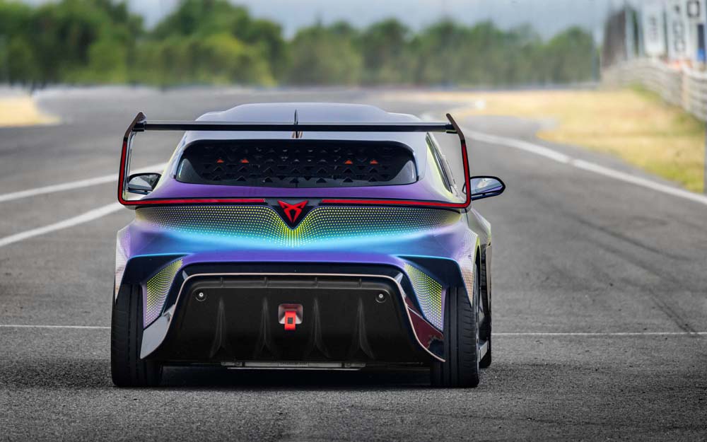 CUPRA vuela con su último prototipo de carreras eléctrico 6 Motor16 CUPRA UrbanRebel Racing Concept 4 Motor16