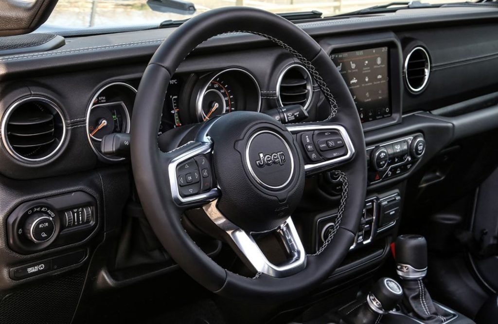 El Jeep Gladiator añade un nuevo color a su oferta cromática 2 Motor16 Jeep Gladiator gris 1 Motor16