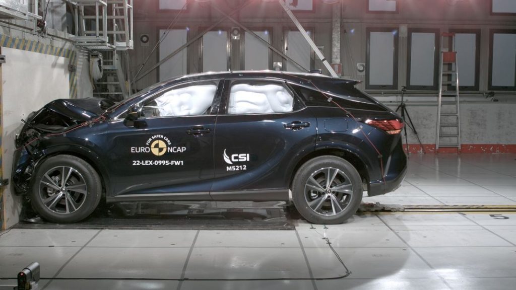 Estos son los nuevos coches cinco estrellas en seguridad del mercado 1 Motor16 La seguridad del Lexus RX es de cinco estrellas