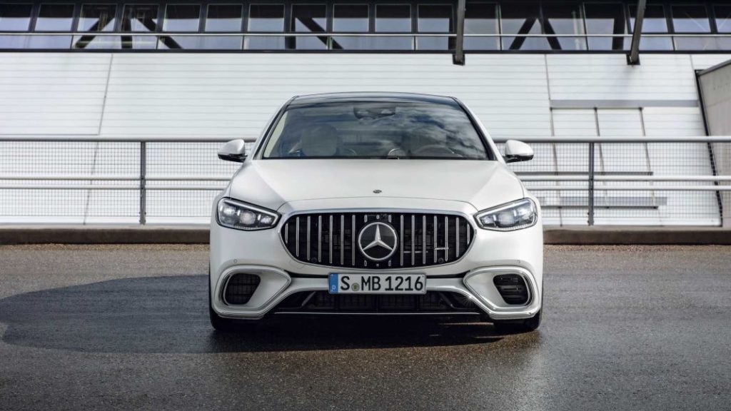 Mercedes AMG S 63 M16 18 Motor16
