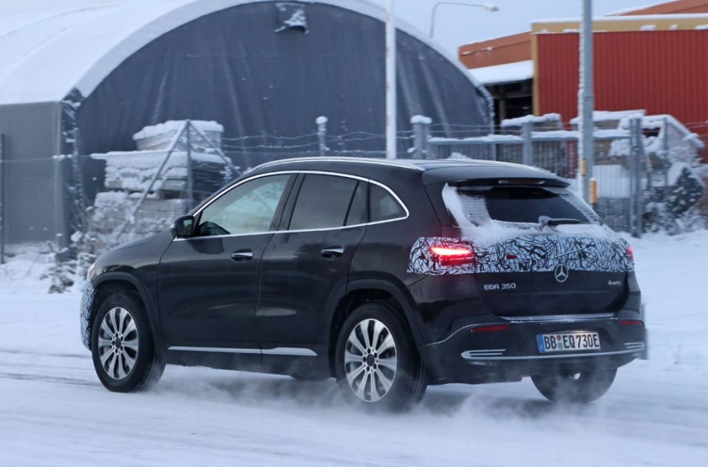 El futuro Mercedes EQA pasa frío en el norte de Europa 2 Motor16 Mercedes EQA