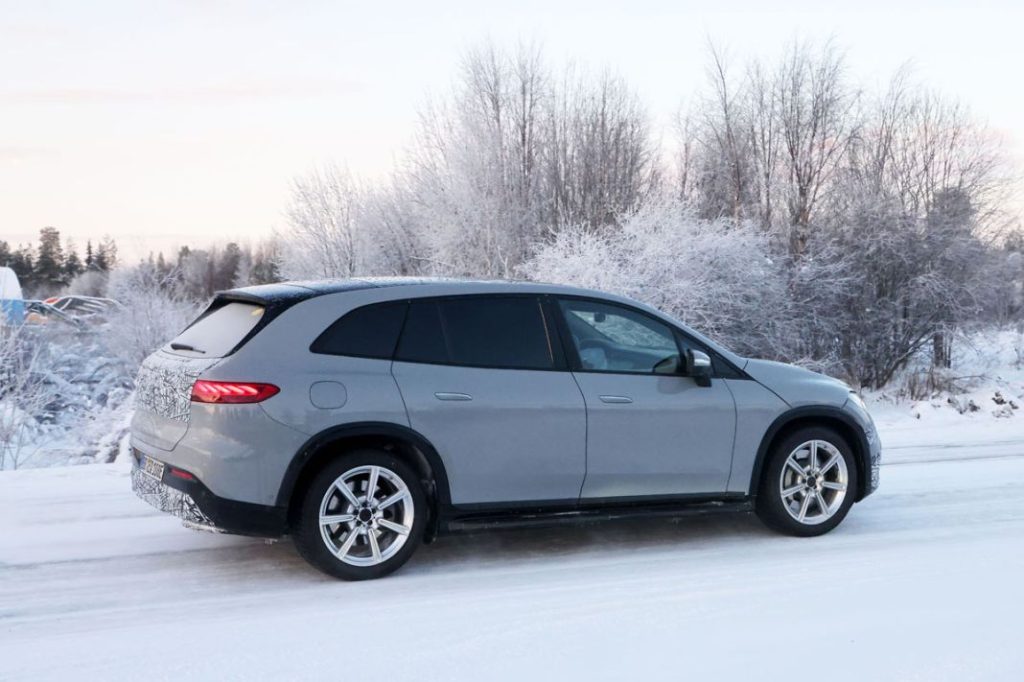 Mercedes Maybach EQS SUV: máximo lujo sobre el hielo 22 Motor16 Mercedes Maybach EQS SUV 20 Motor16