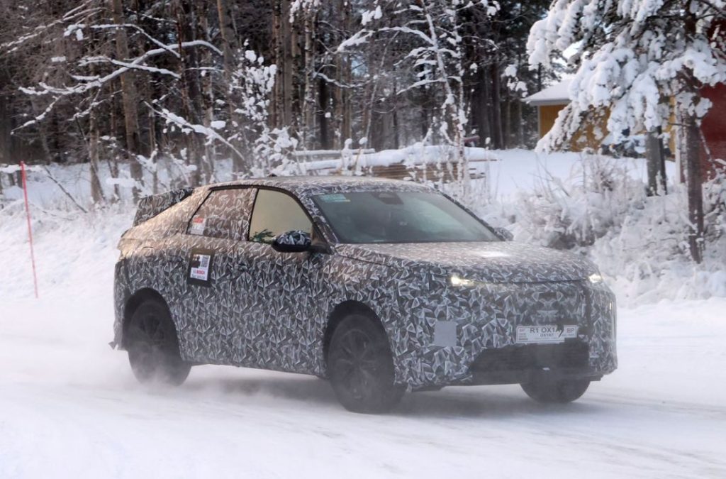 El Peugeot 3008 Coupé es una realidad 17 Motor16 Peugeot 3008 SUV Coupe 13 Motor16