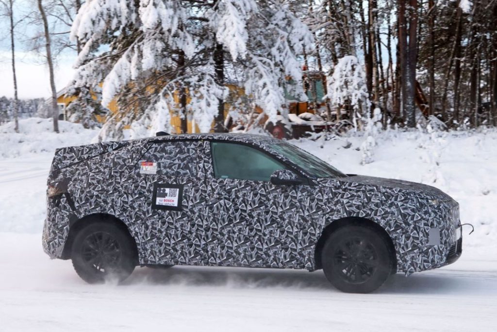 El Peugeot 3008 Coupé es una realidad 20 Motor16 Peugeot 3008 SUV Coupe 16 Motor16