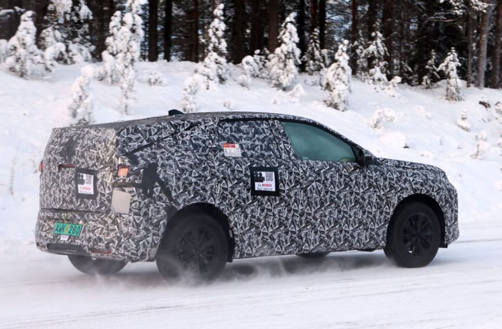 El Peugeot 3008 Coupé es una realidad 22 Motor16 Peugeot 3008 SUV Coupe 18 Motor16