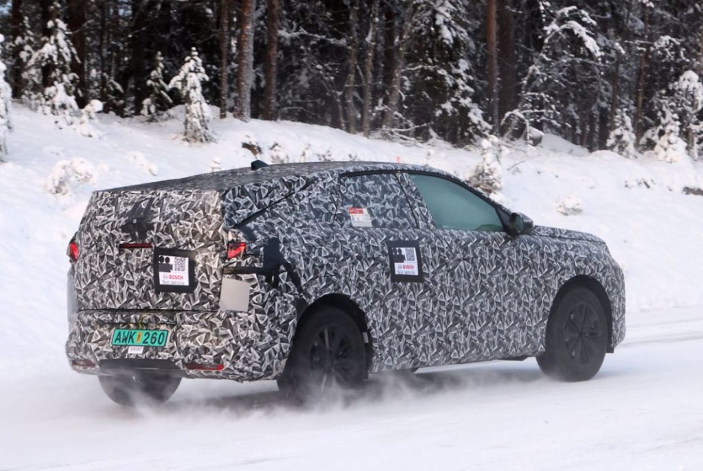 El Peugeot 3008 Coupé es una realidad 23 Motor16 Peugeot 3008 SUV Coupe 19 Motor16