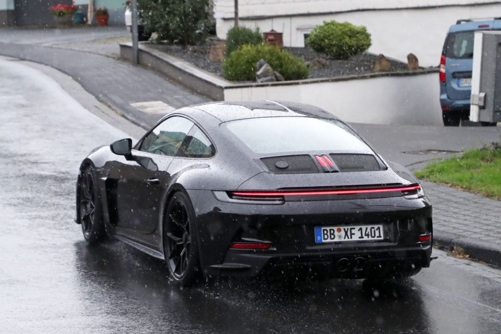 El Porsche 911 ST está a punto 14 Motor16 Porsche 911 ST 12 Motor16