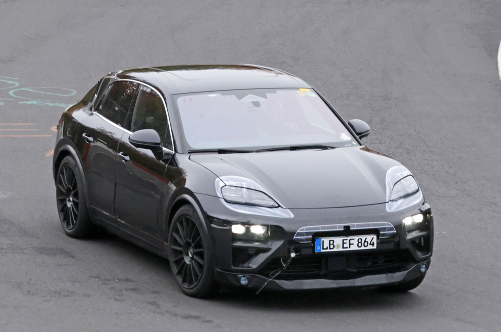 Porsche Macan EV 5 Motor16