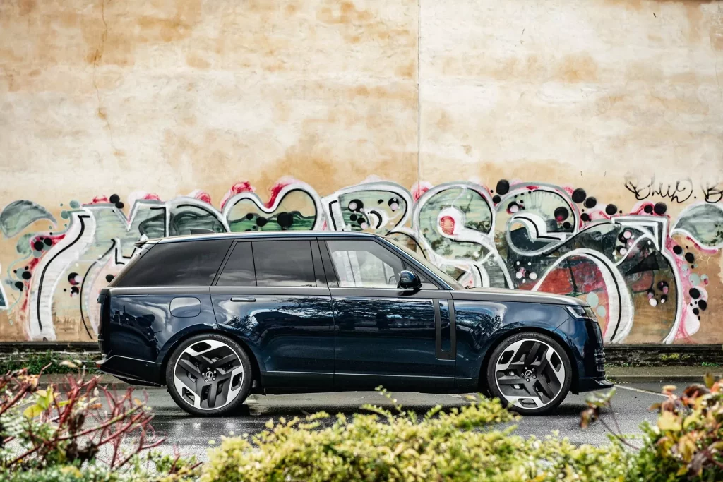 Project Kahn te permite mejorar tu nuevo Range Rover 1 Motor16 Range Rover Project Kahn 2023. Imagen exterior.