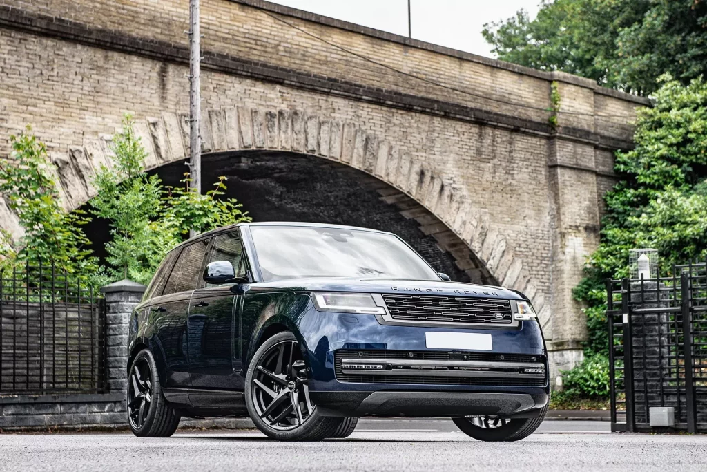 Project Kahn Land Rover Range Rover 19 Motor16