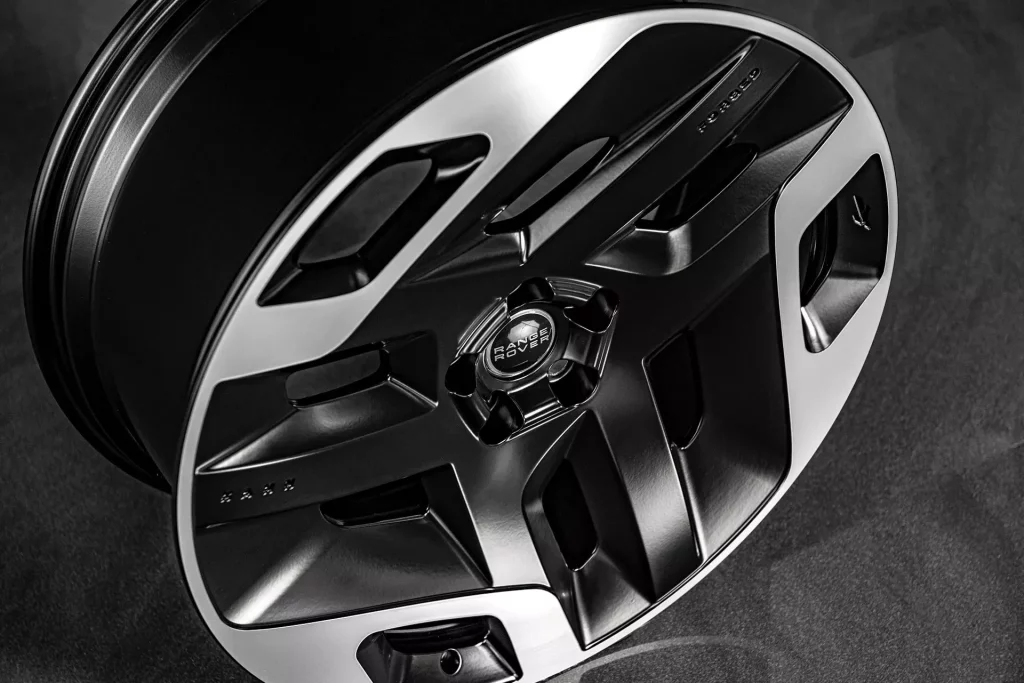 Project Kahn te permite mejorar tu nuevo Range Rover 30 Motor16 Project Kahn Land Rover Range Rover 37 Motor16