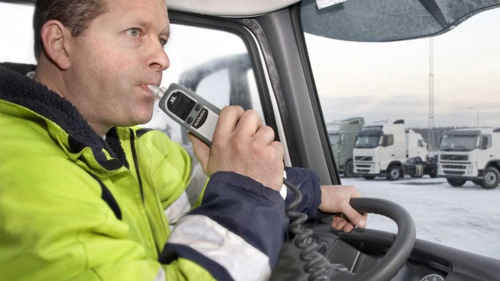 El tiempo que tarda en absorberse el alcohol para no dar positivo 11 Motor16 control