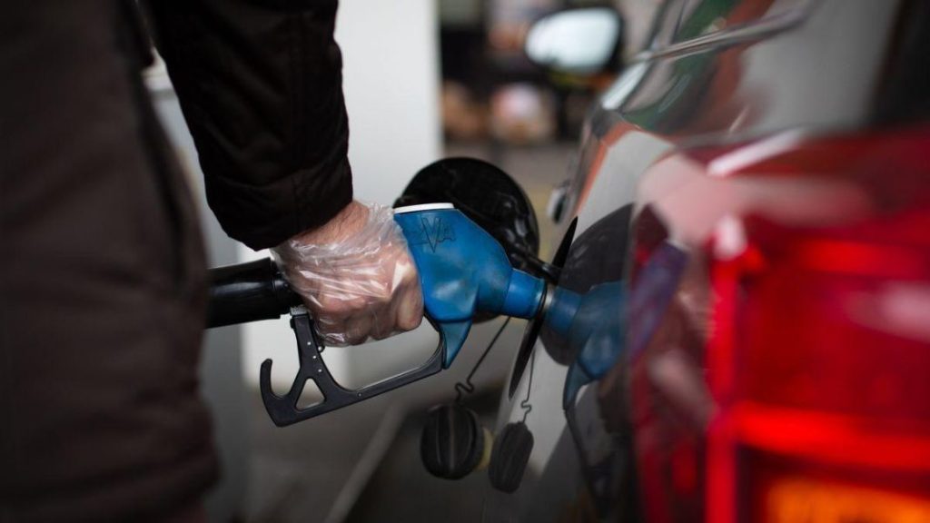 Esto es lo que sucederá con el descuento de los 20 céntimos a partir de hoy 1 de enero 17 Motor16 rebajas
