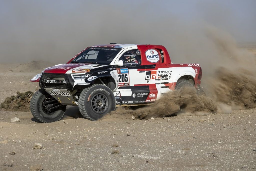 Así es el tanque acorazado que ha preparado Toyota para el Dakar 13 Motor16 dakar 2023 team 030 3 Motor16