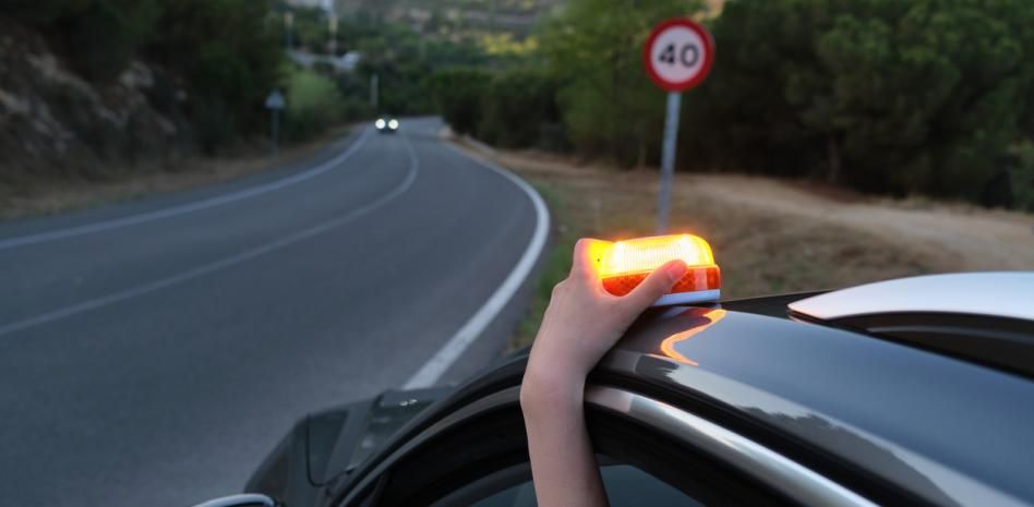 Ilegal: así llama la OCU a la luz de emergencia V-16 97 Motor16 imagen 56 Motor16