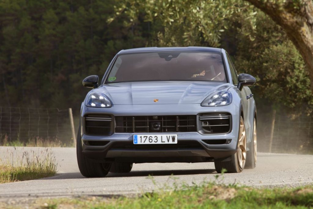 Porsche Cayenne Transsyberia y Cayenne Turbo GT, la bella o la bestia 3 Motor16 Cayenne