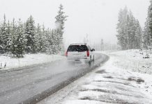 La DGT avisa: así debes conducir con lluvia, niebla, hielo o nieve