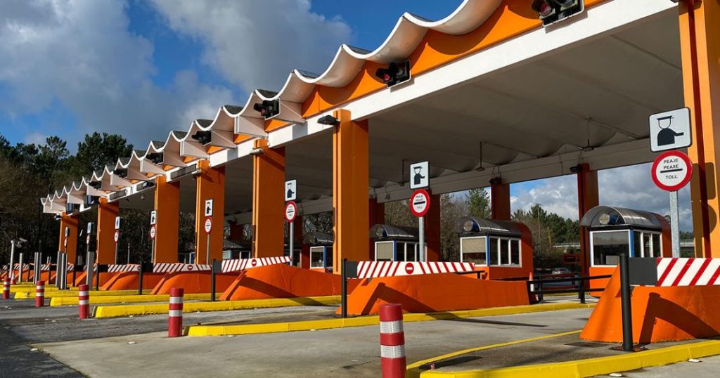 Los peajes en las carreteras están listos 'en los próximos meses' 101 Motor16 vía