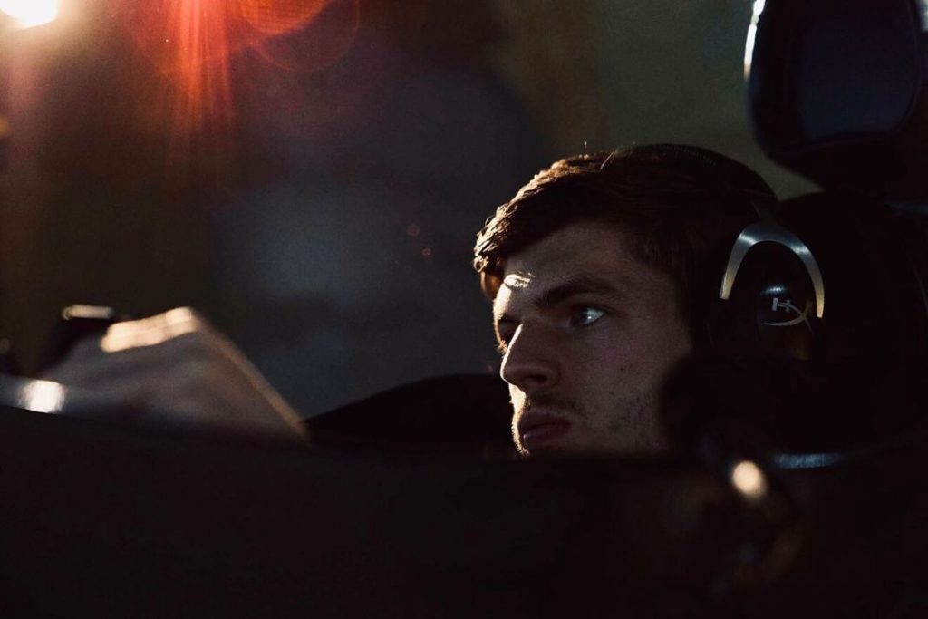 2022 Max Verstappen. Imagen simulador.
