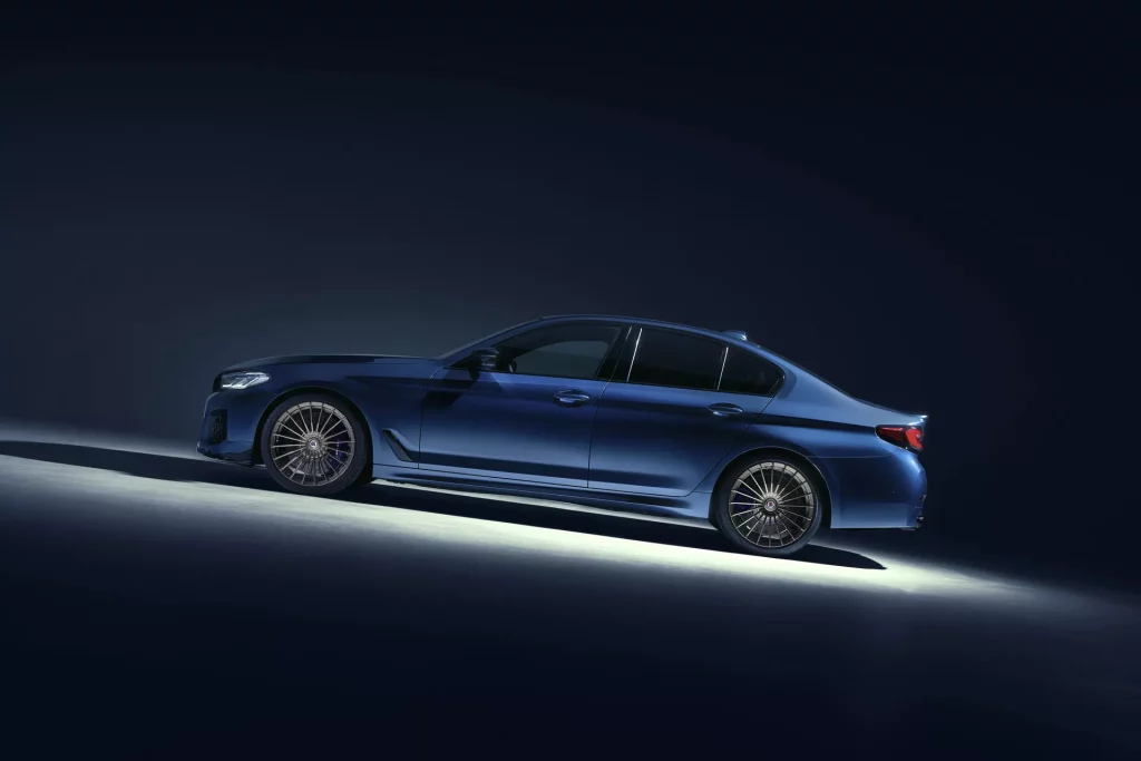 2023 Alpina B5 GT. Imagen estudio perfil.