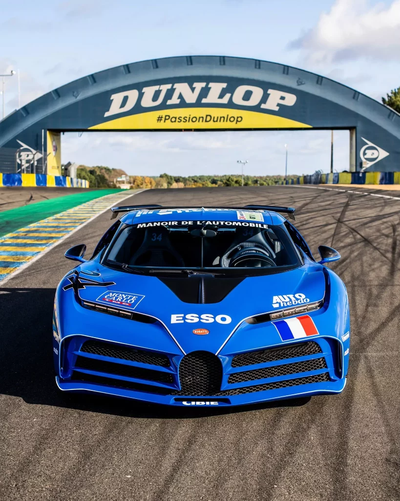 2023 Bugatti Centodieci Le Mans. Imagen estática frontal.